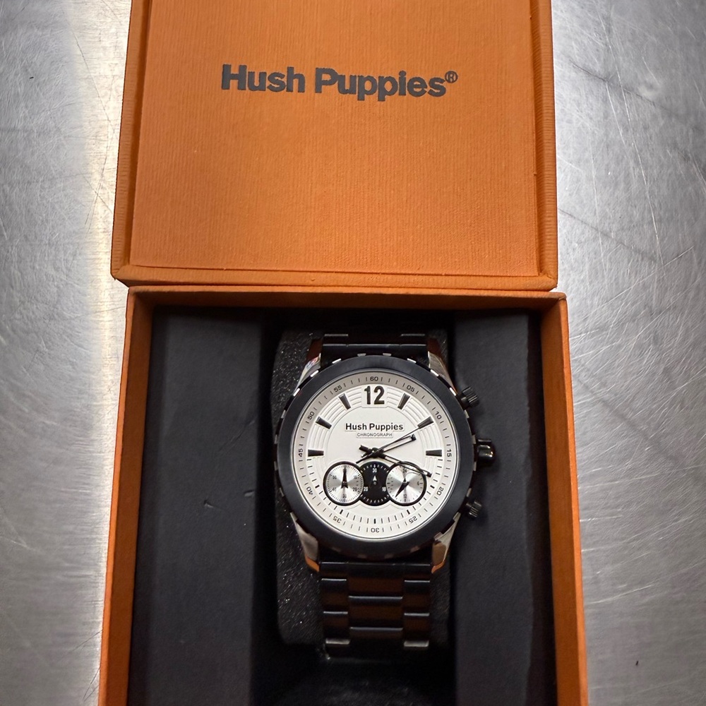Hush Puppies Men’s Classic Black and White Chronograph Watch